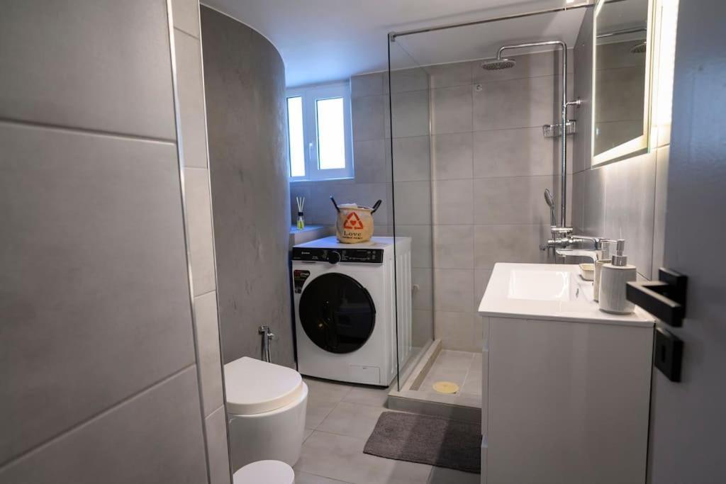 Seaview Orchid 2 Bed Elegance